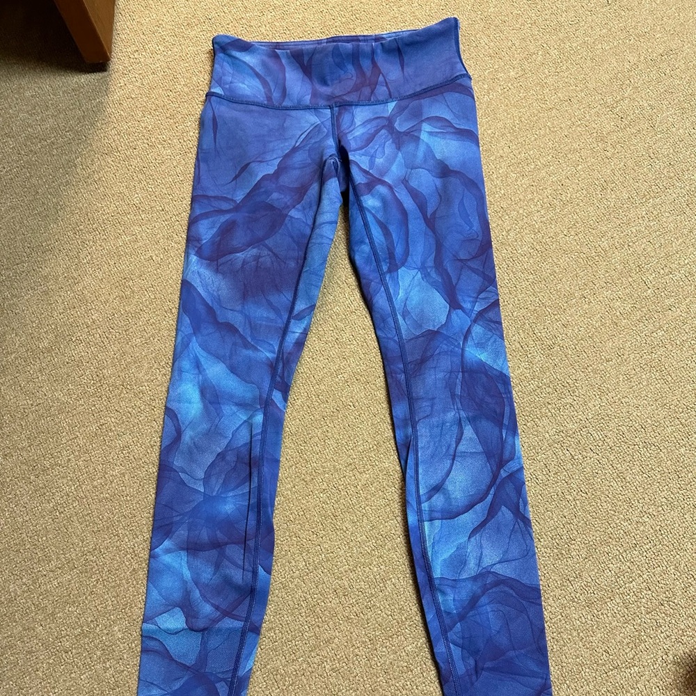 2016 Lululemon leggings
